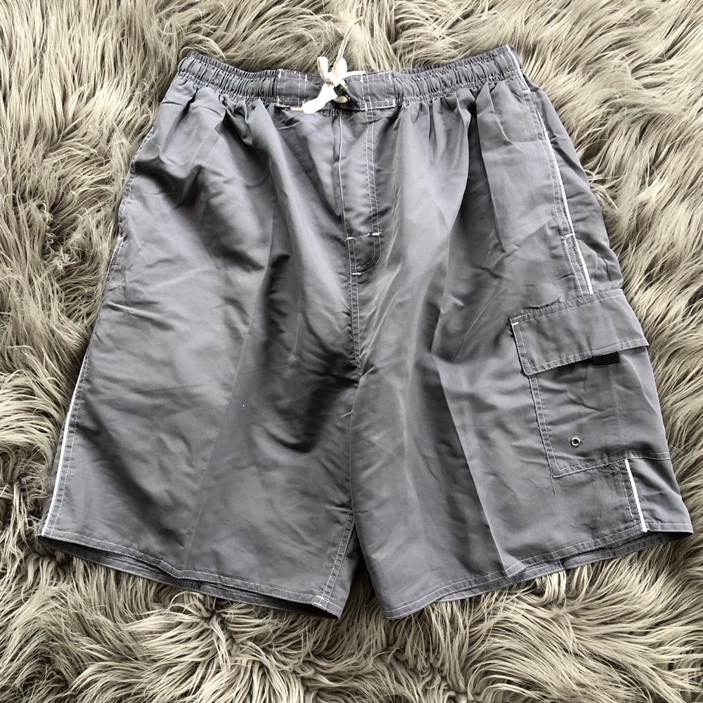 Joe Boxer Quick Dry Gray Cargo Swim Trunks, Size L